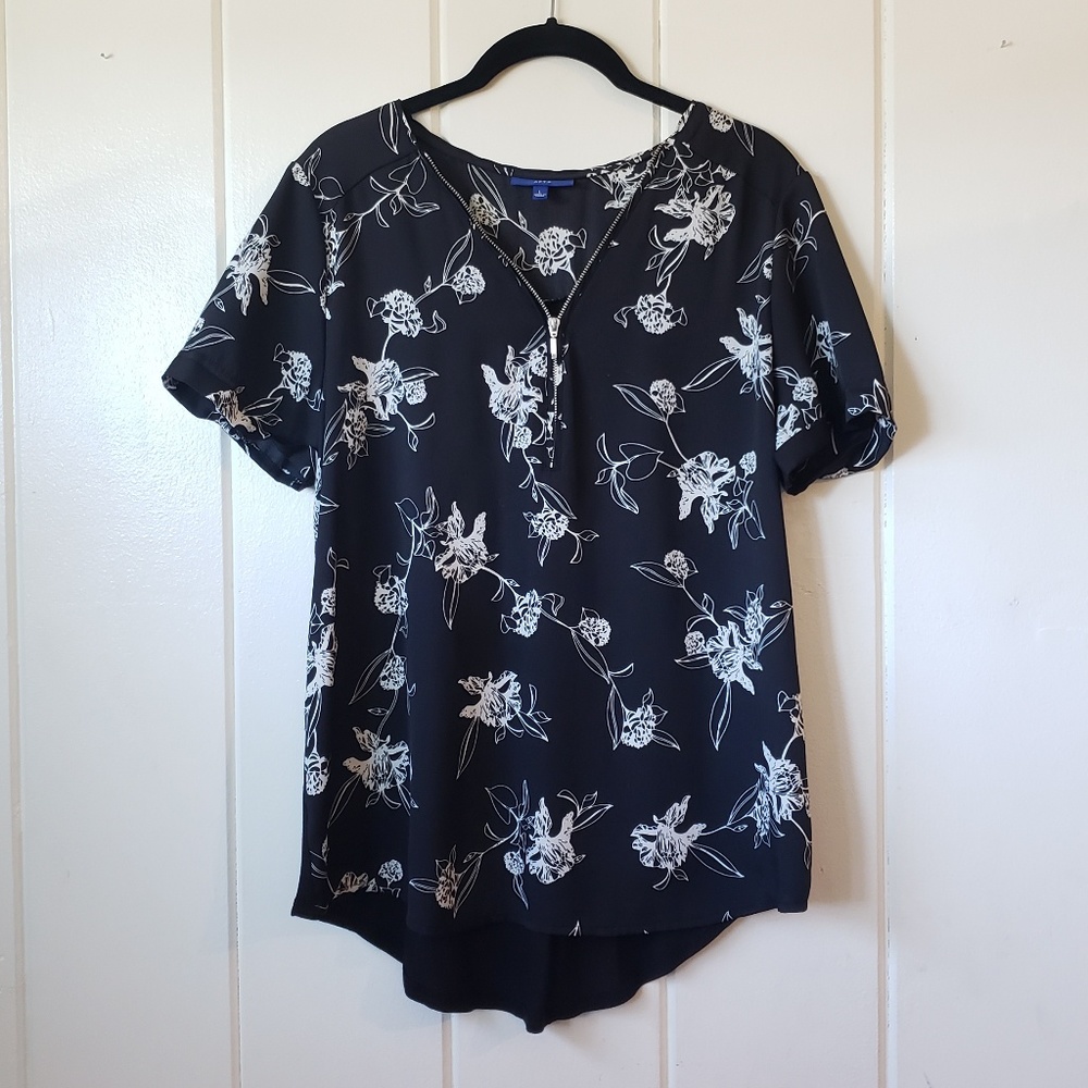 Apt. 9 Top